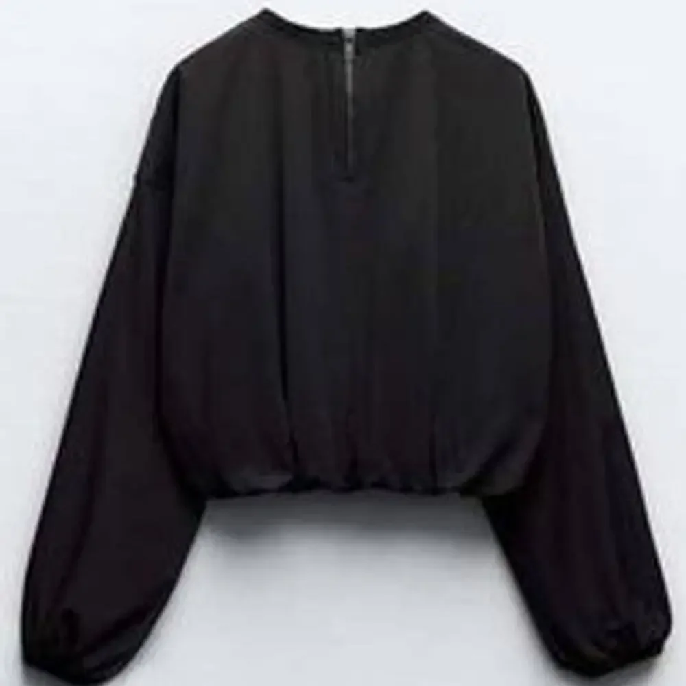 Zara Slightly Cropped Black Shirt -Size XL - Picture 9 of 9